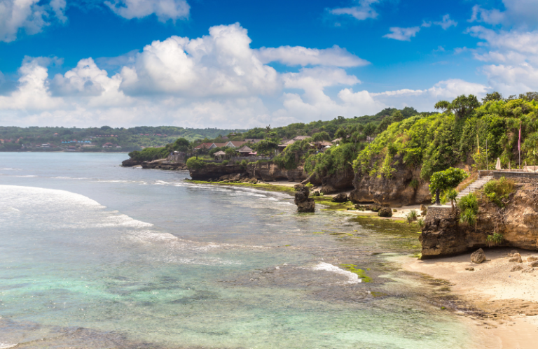 Nusa Ceningan island bali