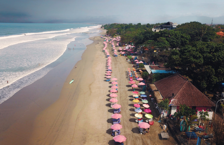 seminyak Beach clubs