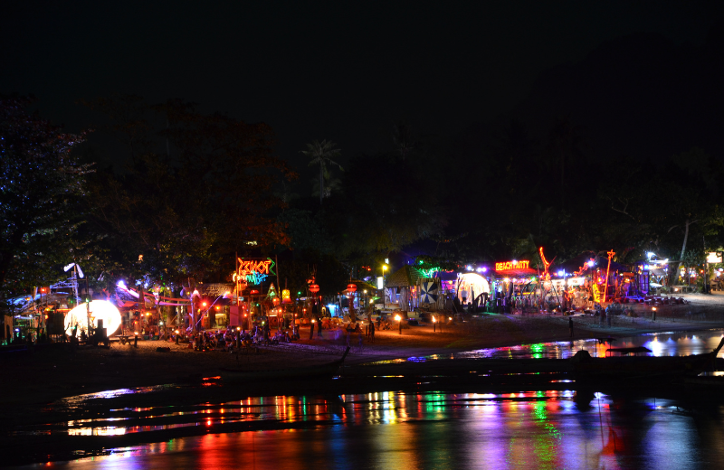 beach parties koh phi phi