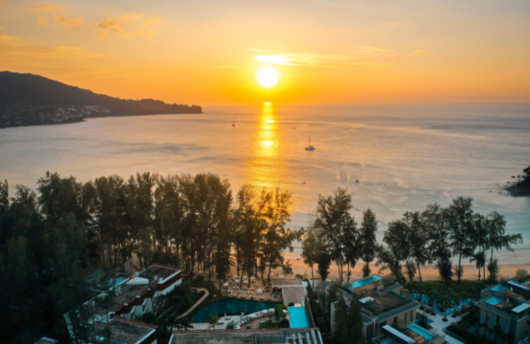 kamala beach nightlife phuket