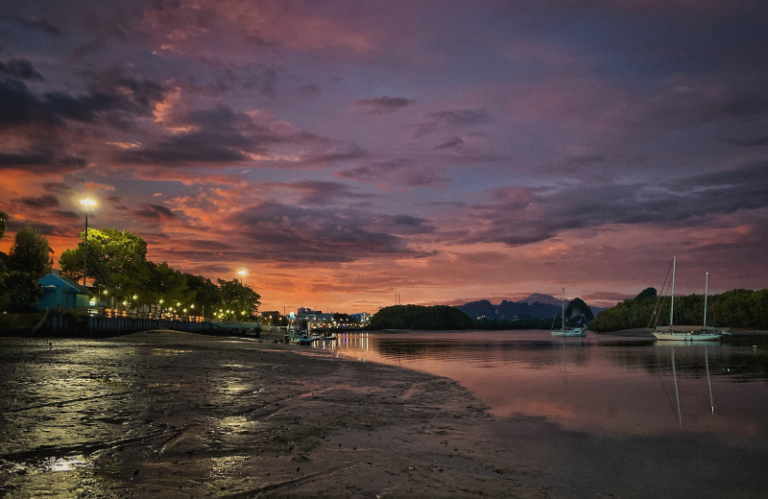 krabi town nightlife krabi